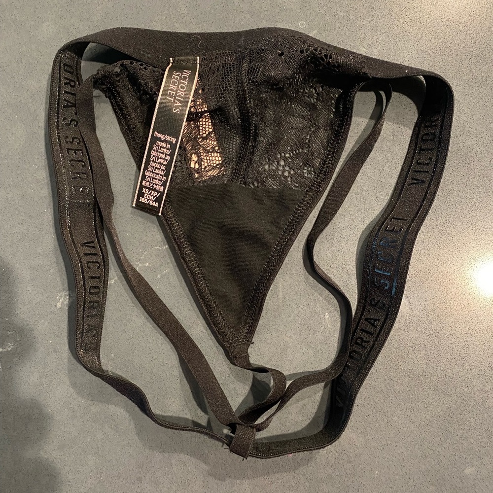 NWT! Victoria’s Secret Skimpy Thong